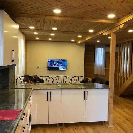 Apartamento Ciftlik 2+1 Agac Ev